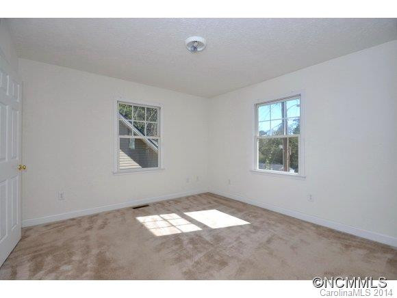 28 New Jersey Avenue - Photo 7