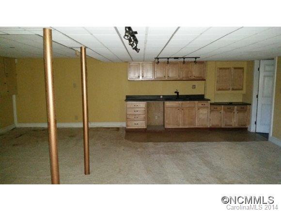 4 Brookwood Dr - Photo 10
