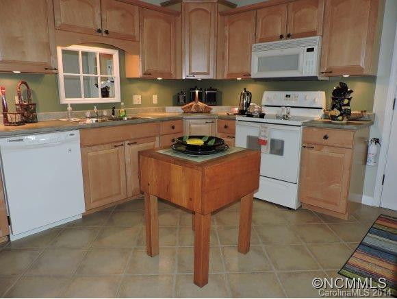 128 Academy Street - Photo 5