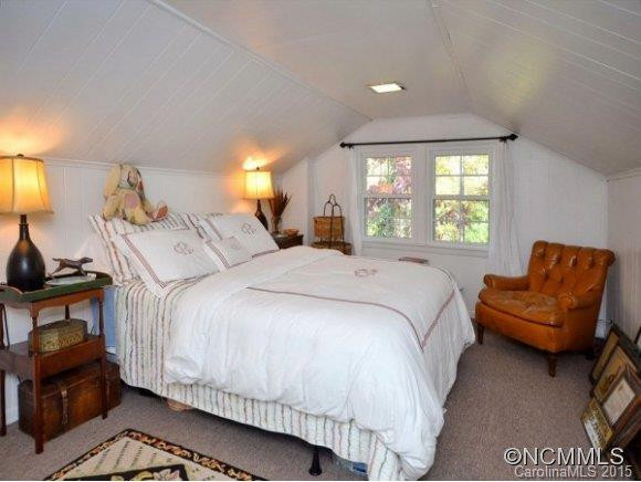 34 HEMPHILL KNOLL ROAD - Photo 14