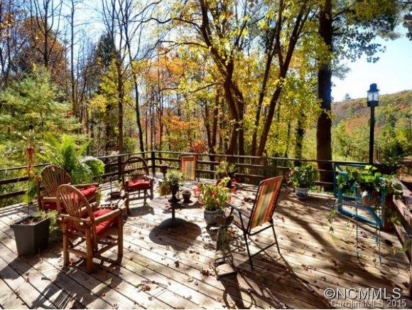 34 HEMPHILL KNOLL ROAD - Photo 17