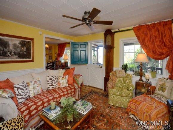 34 HEMPHILL KNOLL ROAD - Photo 6