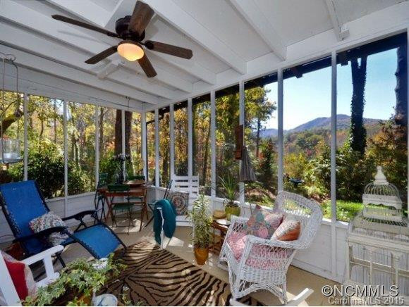 34 HEMPHILL KNOLL ROAD - Photo 8