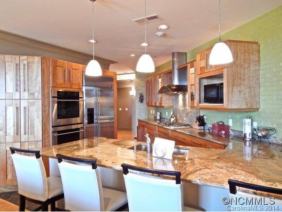 21 Battery Park Avenue #703 - Photo 11