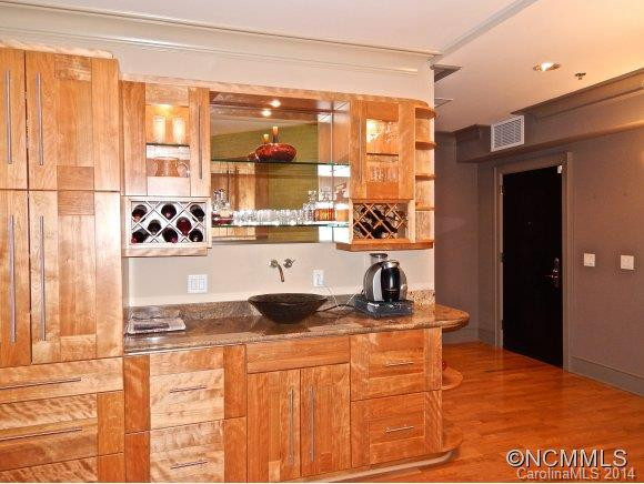 21 Battery Park Avenue #703 - Photo 10
