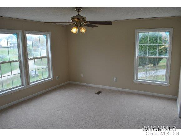 637 Johnson Drive - Photo 13