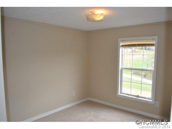 637 Johnson Drive - Photo 14