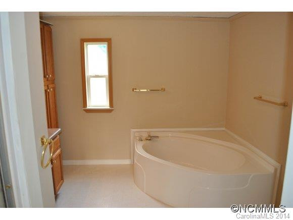 637 Johnson Drive - Photo 17