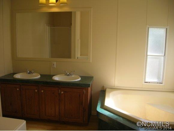 473 Rambling Road - Photo 13