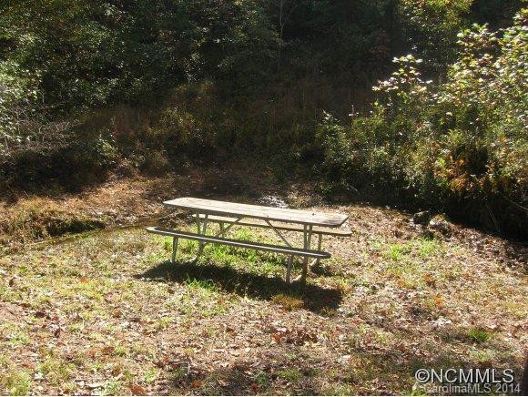 473 Rambling Road - Photo 20