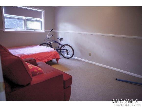 102 College Place - Photo 12