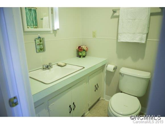 102 College Place - Photo 14