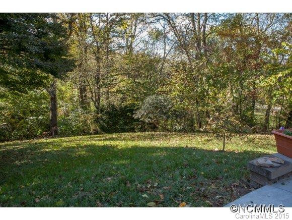 102 College Place - Photo 15