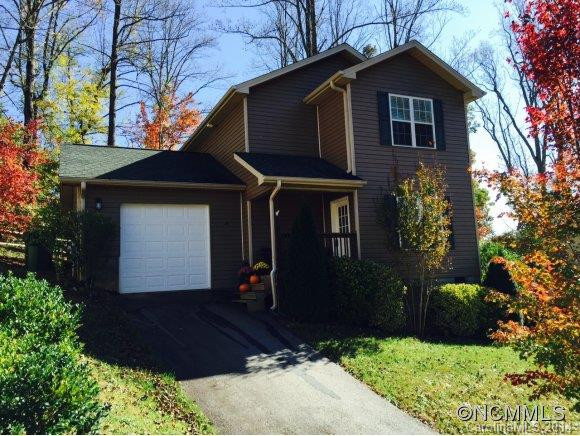 26 Oakcrest Pl