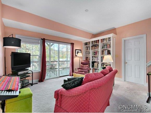 102 Petunia Lane - Photo 14