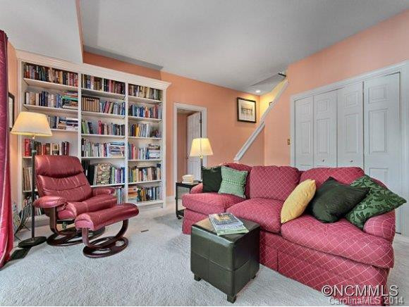 102 Petunia Lane - Photo 15