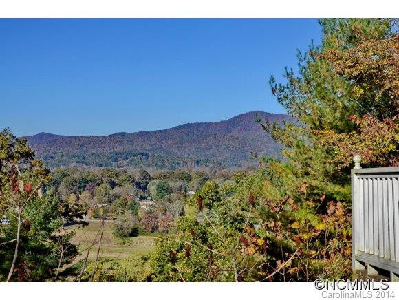 224 Eagle Point Drive - Photo 2