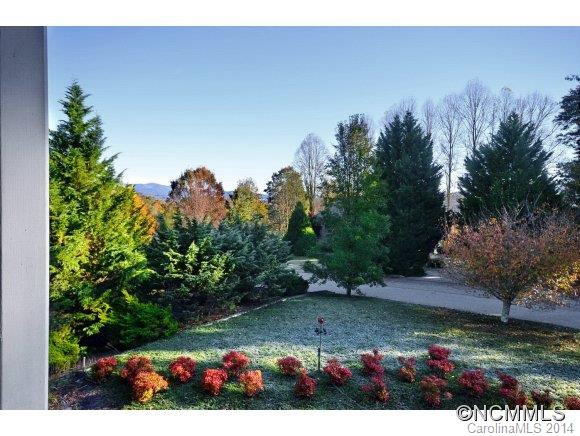 224 Eagle Point Drive - Photo 14