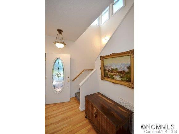 224 Eagle Point Drive - Photo 4