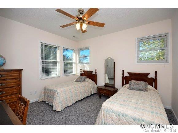 224 Eagle Point Drive - Photo 10