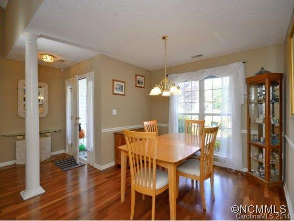 367 GLENSPRINGS DRIVE - Photo 4