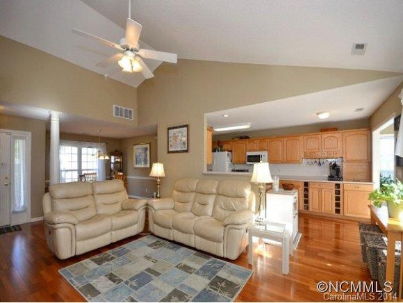 367 GLENSPRINGS DRIVE - Photo 6
