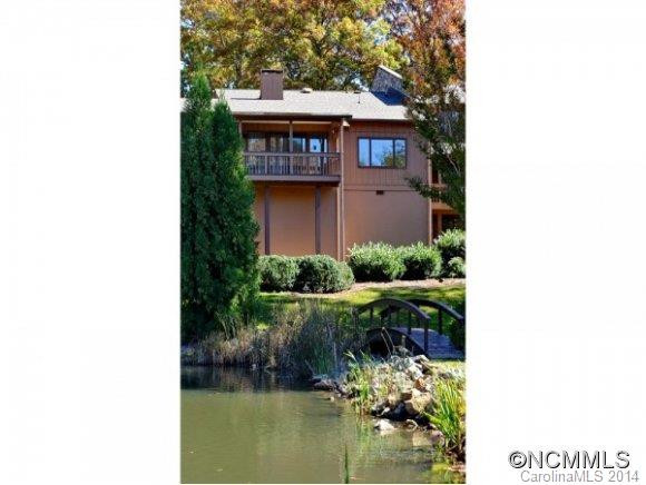 556 Crowfields Lane - Photo 2