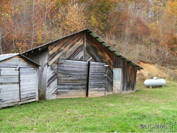 2535 Puncheon Fork Road - Photo 2
