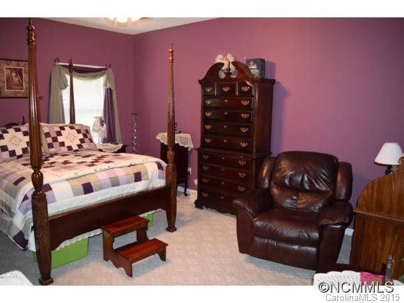 7 Warbler Drive - Photo 11