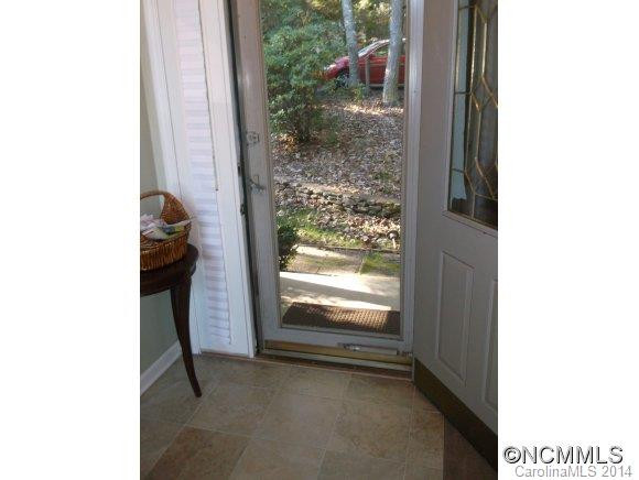 8 CAROLINE DR - Photo 10