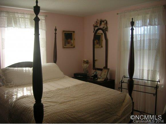 370 Bradley Road - Photo 13