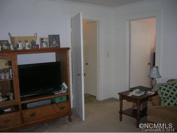 370 Bradley Road - Photo 16