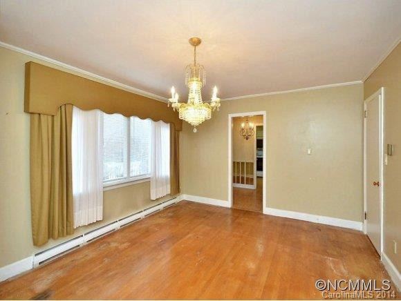 11 Clarendon Road - Photo 4