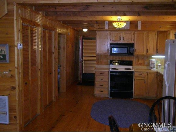 44 DONALD CIRCLE - Photo 11