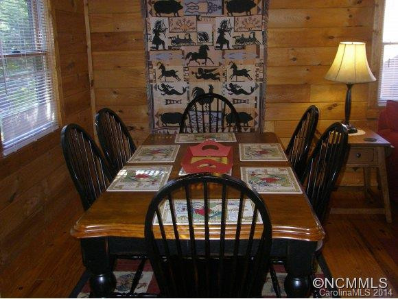 44 DONALD CIRCLE - Photo 12