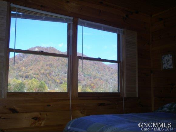 44 DONALD CIRCLE - Photo 18