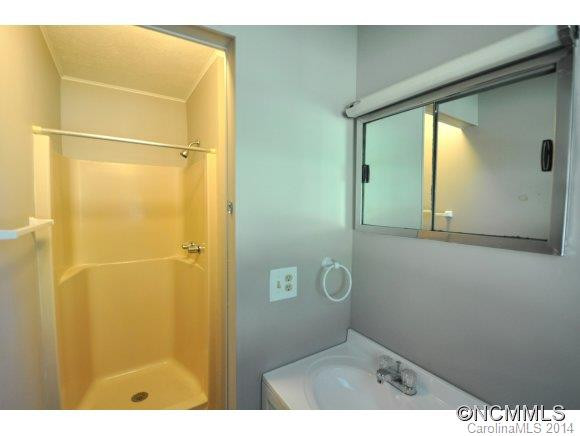 372 Blythewood Drive - Photo 10