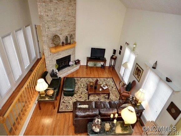 423 CRUM DRIVE - Photo 2