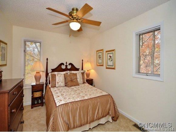 423 CRUM DRIVE - Photo 16