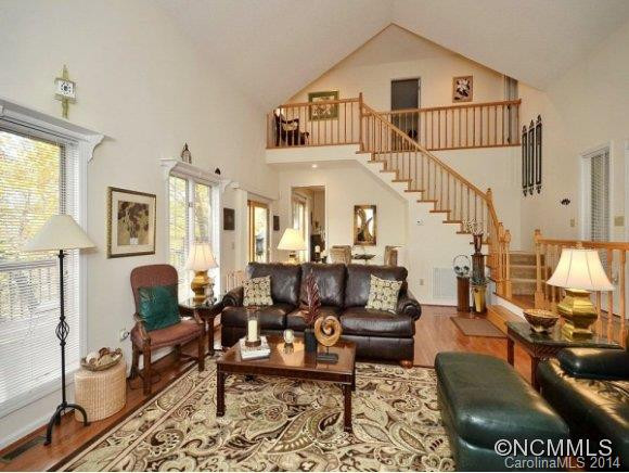 423 CRUM DRIVE - Photo 5