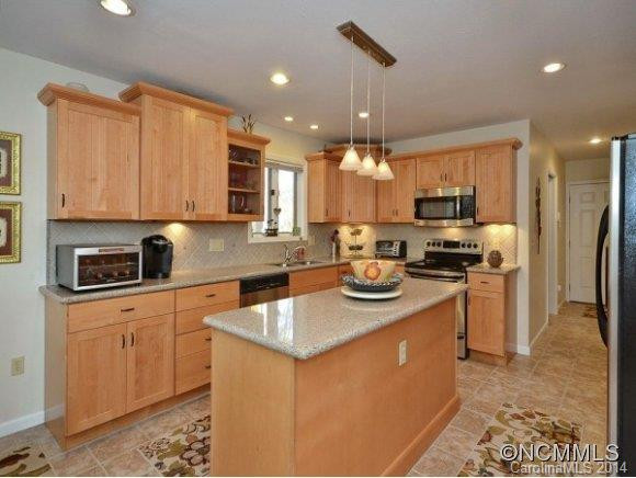 423 CRUM DRIVE - Photo 8
