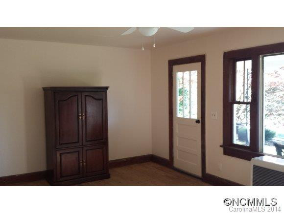 328 Old Greenville Road - Photo 2