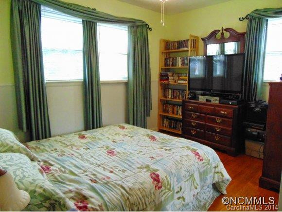 19 Tanglewood Drive - Photo 14