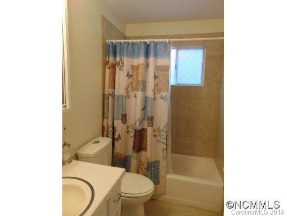 19 Tanglewood Drive - Photo 16