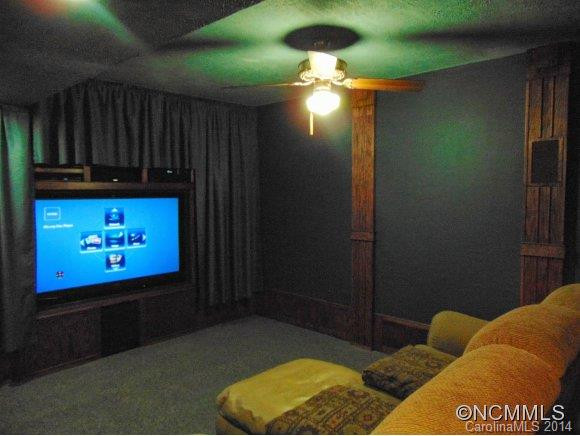 19 Tanglewood Drive - Photo 18