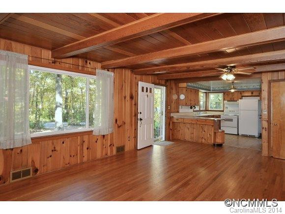 26 Laurel Lane - Photo 3