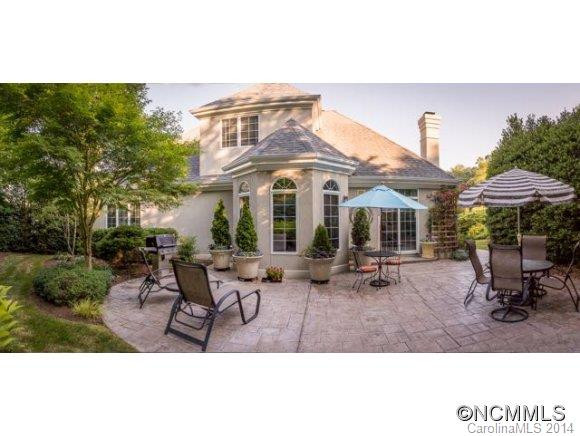 46 Tiverton Lane - Photo 2