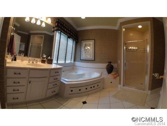 46 Tiverton Lane - Photo 15