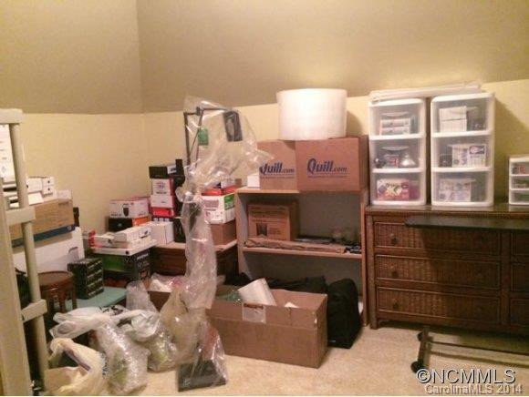 46 Tiverton Lane - Photo 22