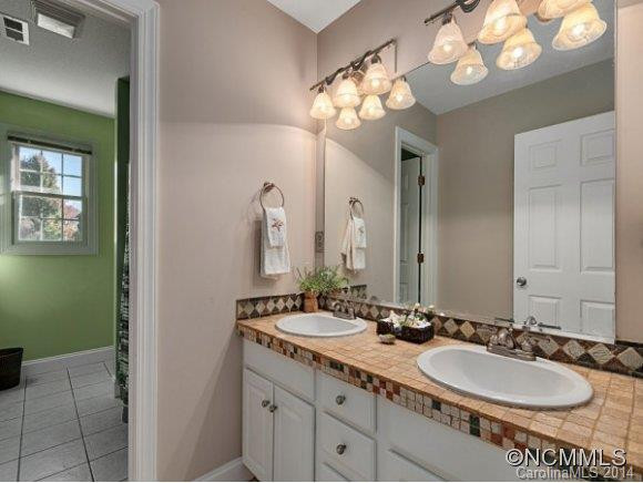 6 AMBER KNOLL COURT - Photo 14